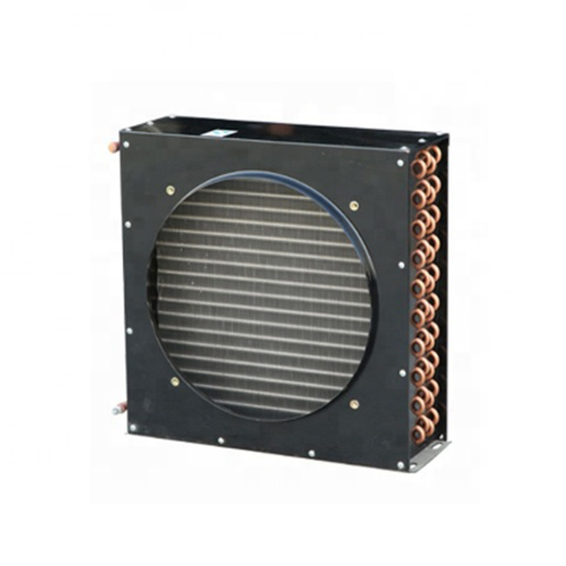 Comhdhlúthadán Fuaraithe Aer Cineál Fin